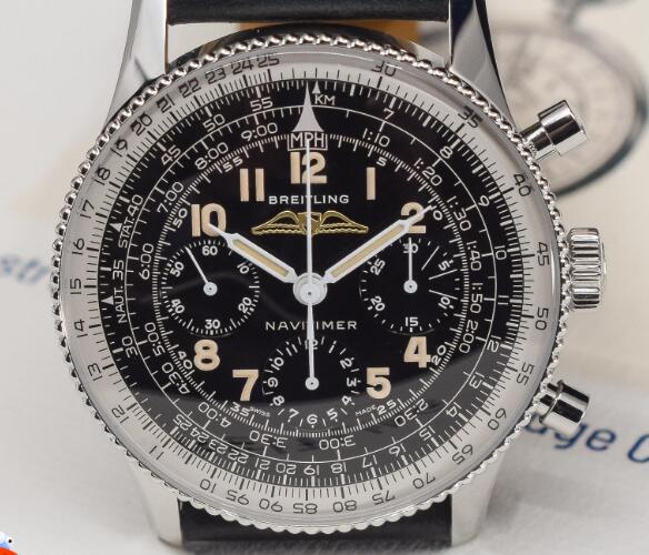 The Breitling Navitimer reproduces the appearance of original timepiece.