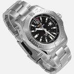 Sleek And Practical UK AAA Breitling Dress Fake Watches Sale: Essential Models And Features In 2025